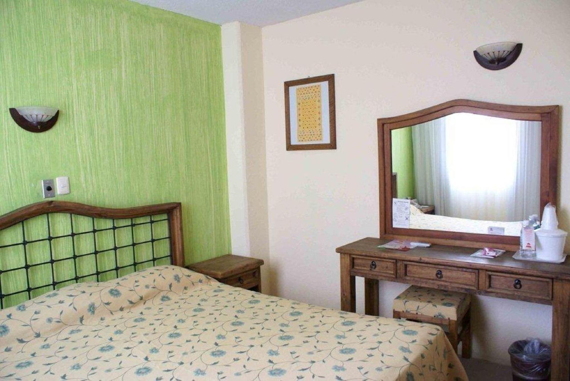 Hotel Plaza Independencia Villahermosa Oda fotoğraf